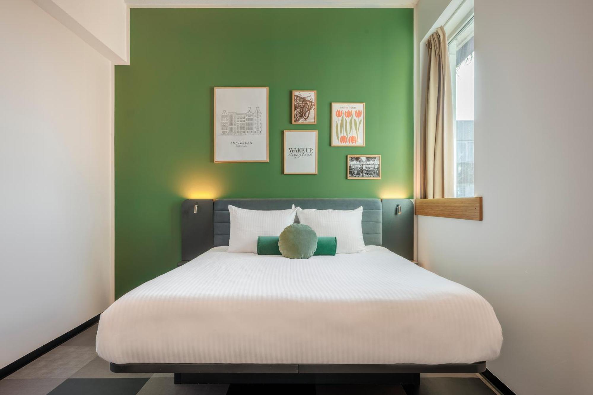 Maxhotel Amsterdam Airport Schiphol - Recently Renovated Hoofddorp Exteriör bild