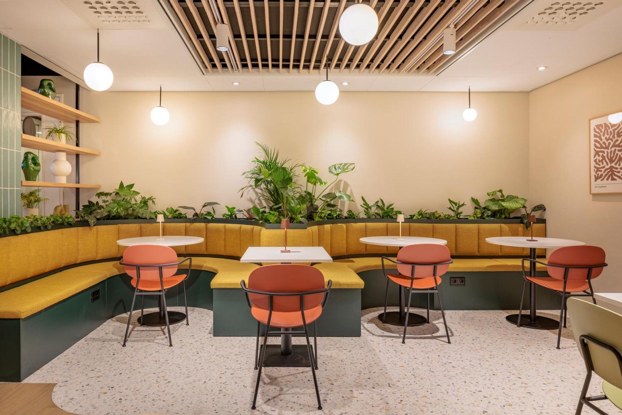 Maxhotel Amsterdam Airport Schiphol - Recently Renovated Hoofddorp Exteriör bild